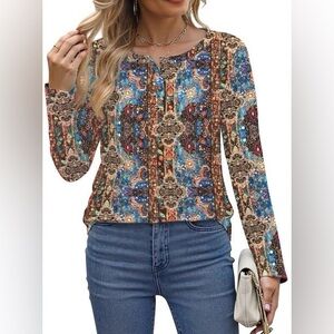 Fantaslook boho Henley top, size S—soft, colorful long sleeve perfect for fall.